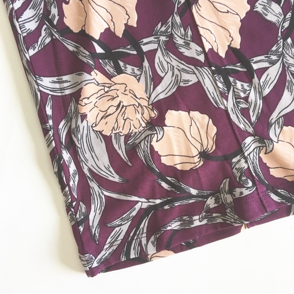 new Banana Republic ✦ Print Ruffle Tank ✦ Floral - Picture 6 of 12